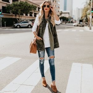 VICI Paxton Vintage Pocketed Cargo Vest